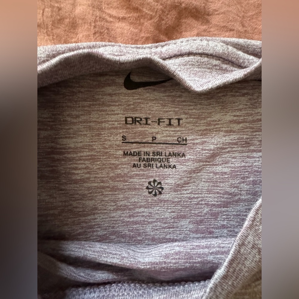 Nike DriFit Long Sleeve Tee - Picture 3 of 7